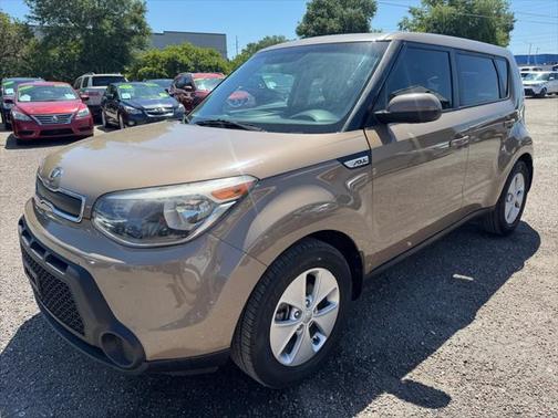 2016 Kia Soul Base