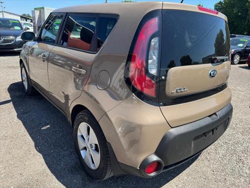 2016 Kia Soul Base