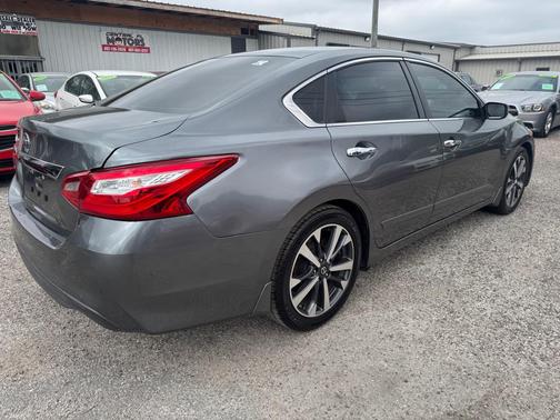 2016 Nissan Altima 2.5 SV