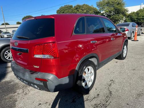 2011 Kia Sorento LX