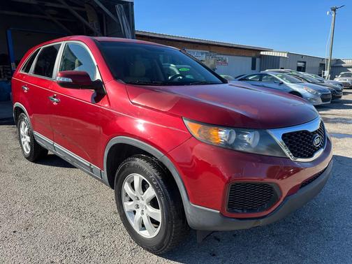 2011 Kia Sorento LX