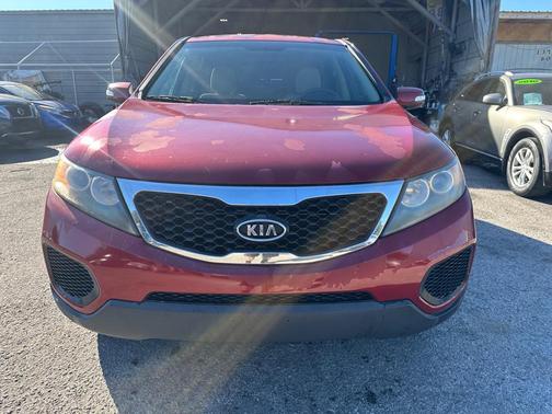 2011 Kia Sorento LX