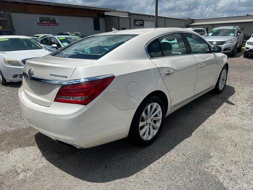 White Diamond Tricoat 2014 Buick LaCrosse Leather