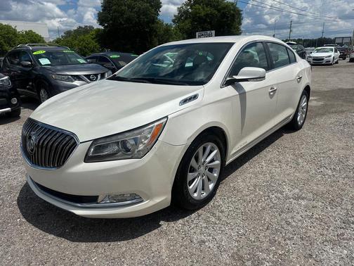 White Diamond Tricoat 2014 Buick LaCrosse Leather