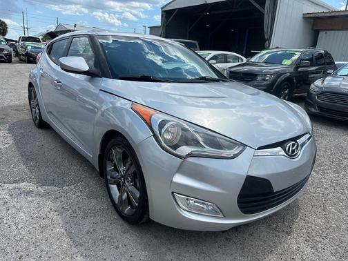 Ironman Silver 2016 Hyundai Veloster Base
