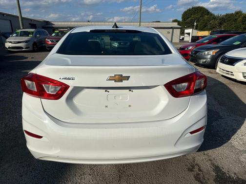 2016 Chevrolet Cruze LS Auto