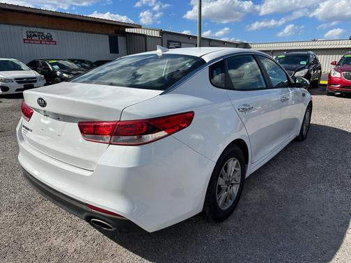 2016 Kia Optima LX
