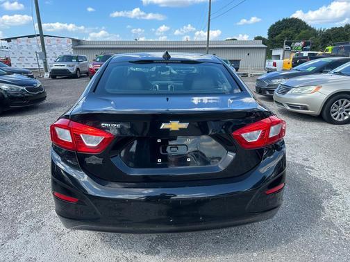 2017 Chevrolet Cruze LS