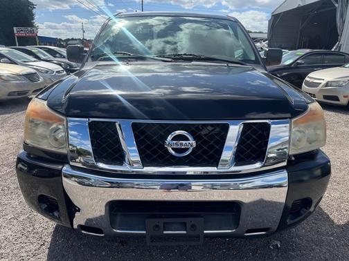 2013 Nissan Titan SV