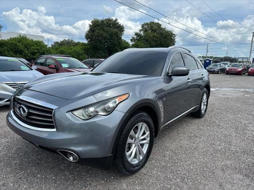 2016 INFINITI QX70 Base