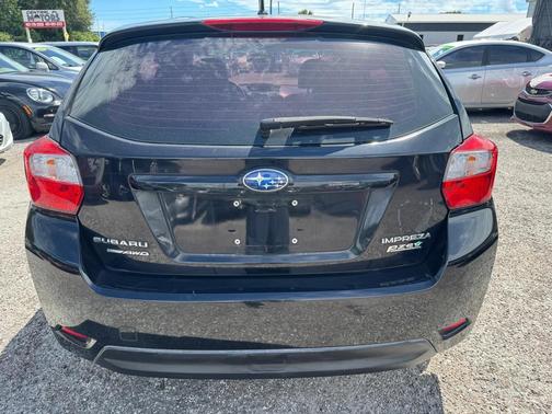 2016 Subaru Impreza 2.0i