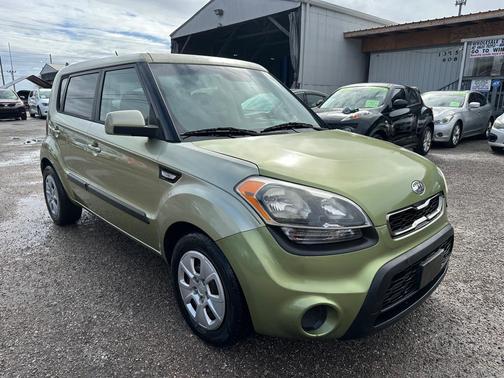 2013 Kia Soul Base