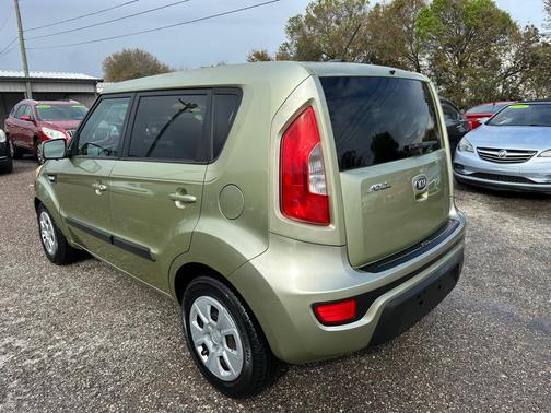 2013 Kia Soul Base