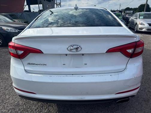 2016 Hyundai SONATA SE