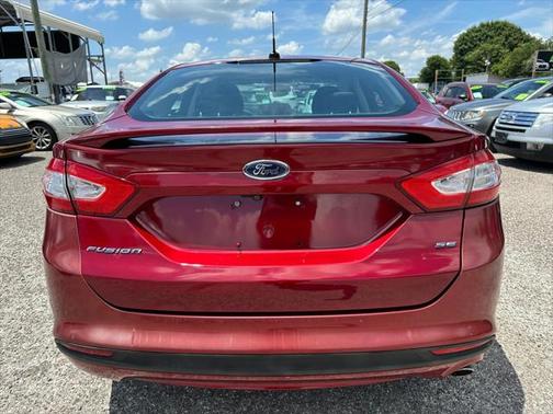 2013 Ford Fusion SE