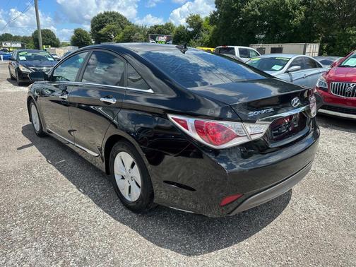 2013 Hyundai SONATA Hybrid Base