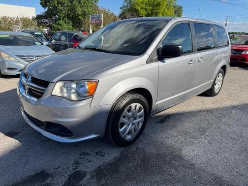 2018 Dodge Grand Caravan SE
