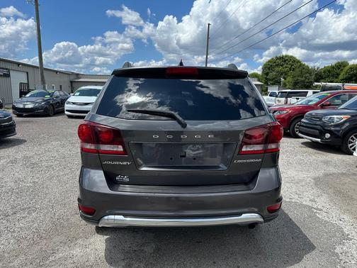 Granite Crystal Metallic Clearcoat 2015 Dodge Journey Crossroad