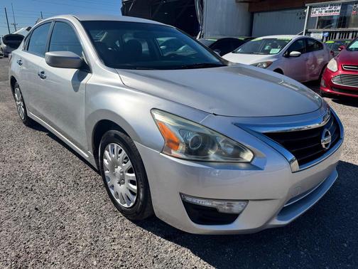 2015 Nissan Altima SV