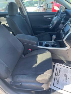 2015 Nissan Altima SV