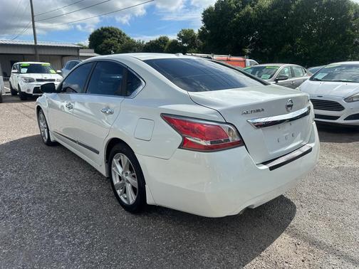 WHT 2015 Nissan Altima 2.5 SL
