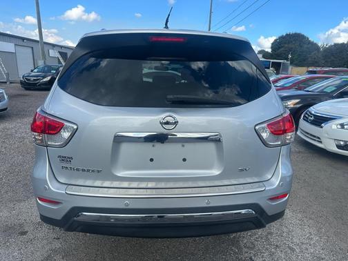 2016 Nissan Pathfinder S