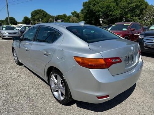 2014 Acura ILX 2.0L w/Premium Package