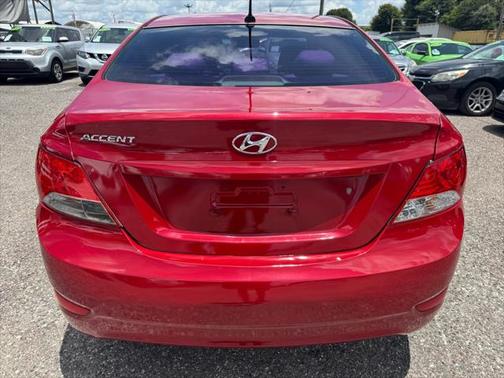 2013 Hyundai Accent GLS