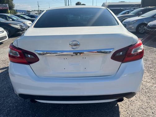 2016 Nissan Altima 2.5 SR