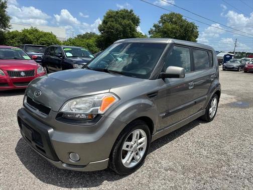 2010 Kia Soul +
