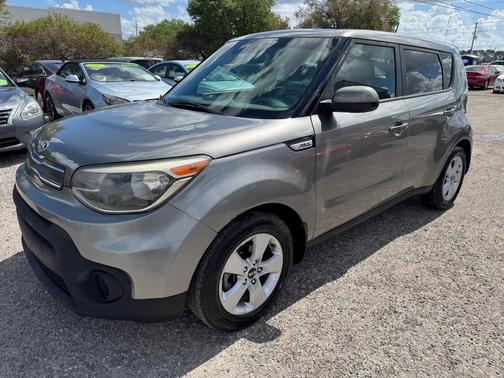 2017 Kia Soul Base