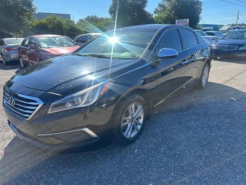 2017 Hyundai SONATA SE