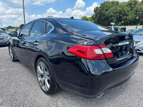 2011 INFINITI M37 Base