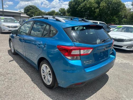 BLU 2018 Subaru Impreza 2.0i Premium