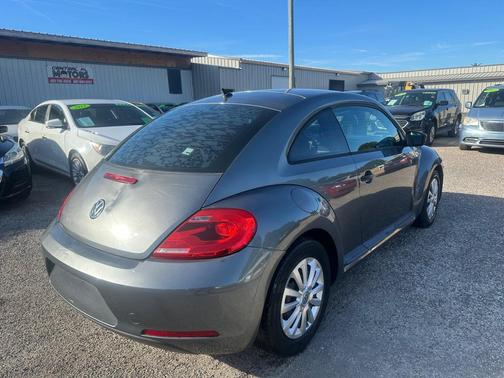 2012 Volkswagen Beetle Base