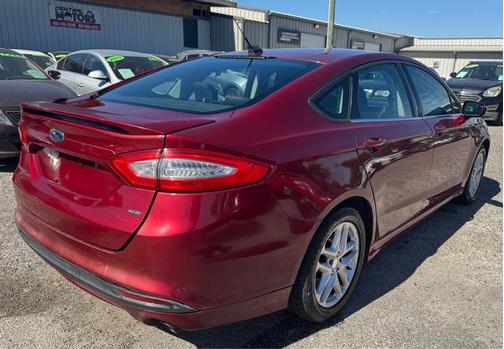 2013 Ford Fusion SE