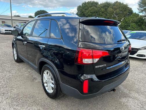 2014 Kia Sorento LX