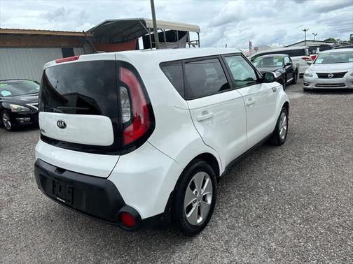 2016 Kia Soul Base