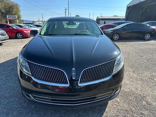 2015 Lincoln MKS Base