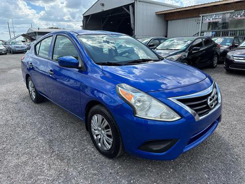 2016 Nissan Versa 1.6 S+