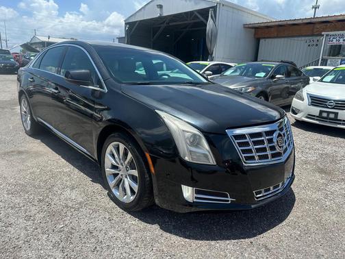 BLK 2015 Cadillac XTS Luxury