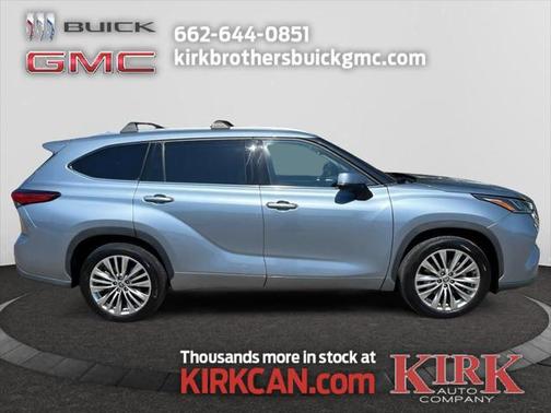 2022 Toyota Highlander Platinum