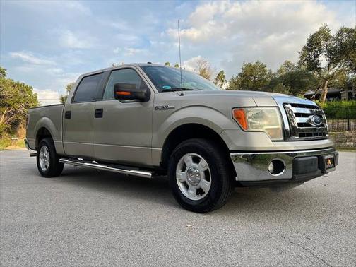 2010 Ford F-150 XLT SuperCrew