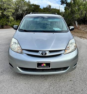 2008 Toyota Sienna LE