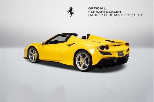 Giallo Modena 2021 Ferrari F8 Spider Convertible