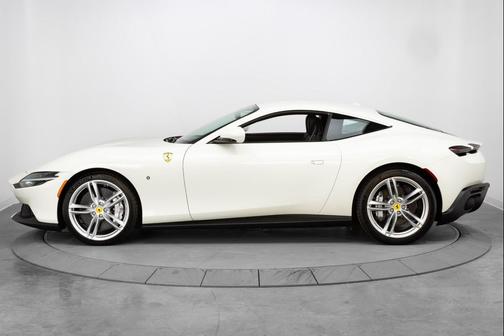 2022 Ferrari Roma Coupe