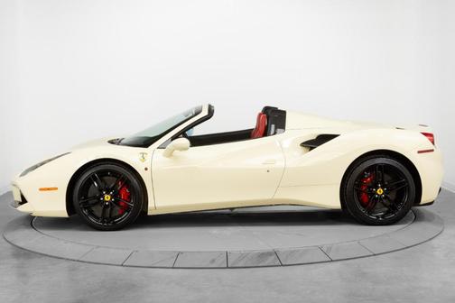2018 Ferrari 488 Spider Base