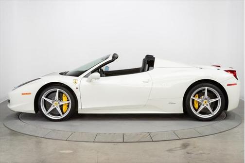 2015 Ferrari 458 Spider Base