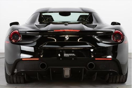 2018 Ferrari 488 Spider Base