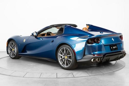 2021 Ferrari 812 GTS Convertible